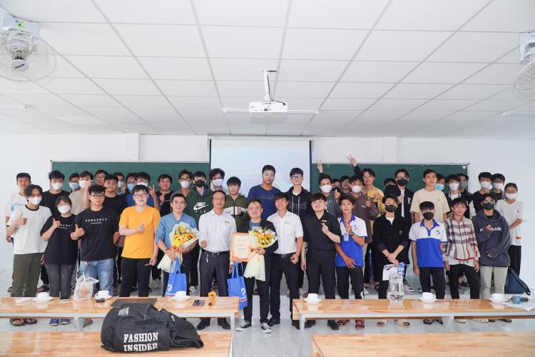 HƠN 100 ĐẠI HỌC XÉT TUYỂN HỌC BẠ